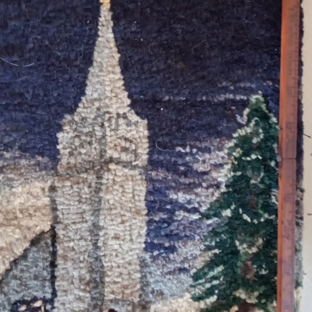 ANTIQUE/HOOKED RUG - Picture 5 of 5